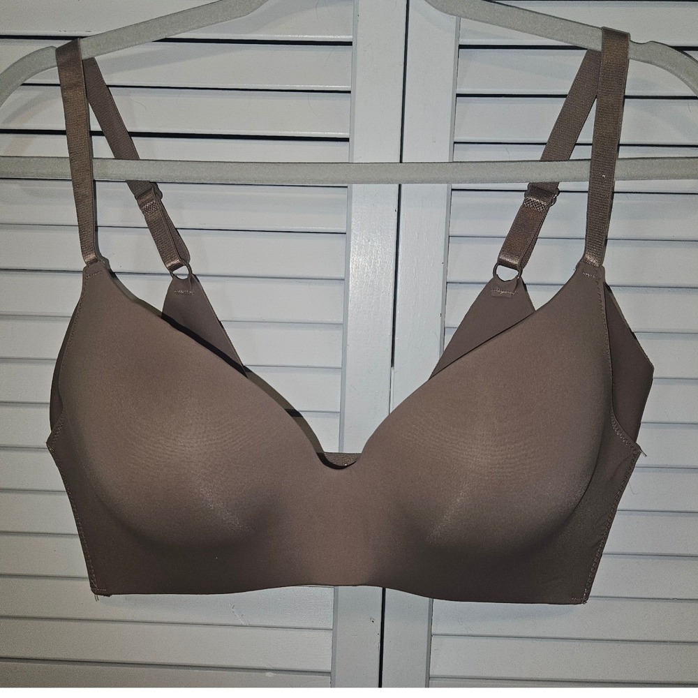 FIT Figure Improving Technology Womens 38D Wireless‎ T-Shirt Bra Taupe B28810XH3